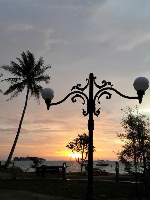 Ary'S Lagoon Bungalow & Hotel Karimunjawa Ngoại thất bức ảnh