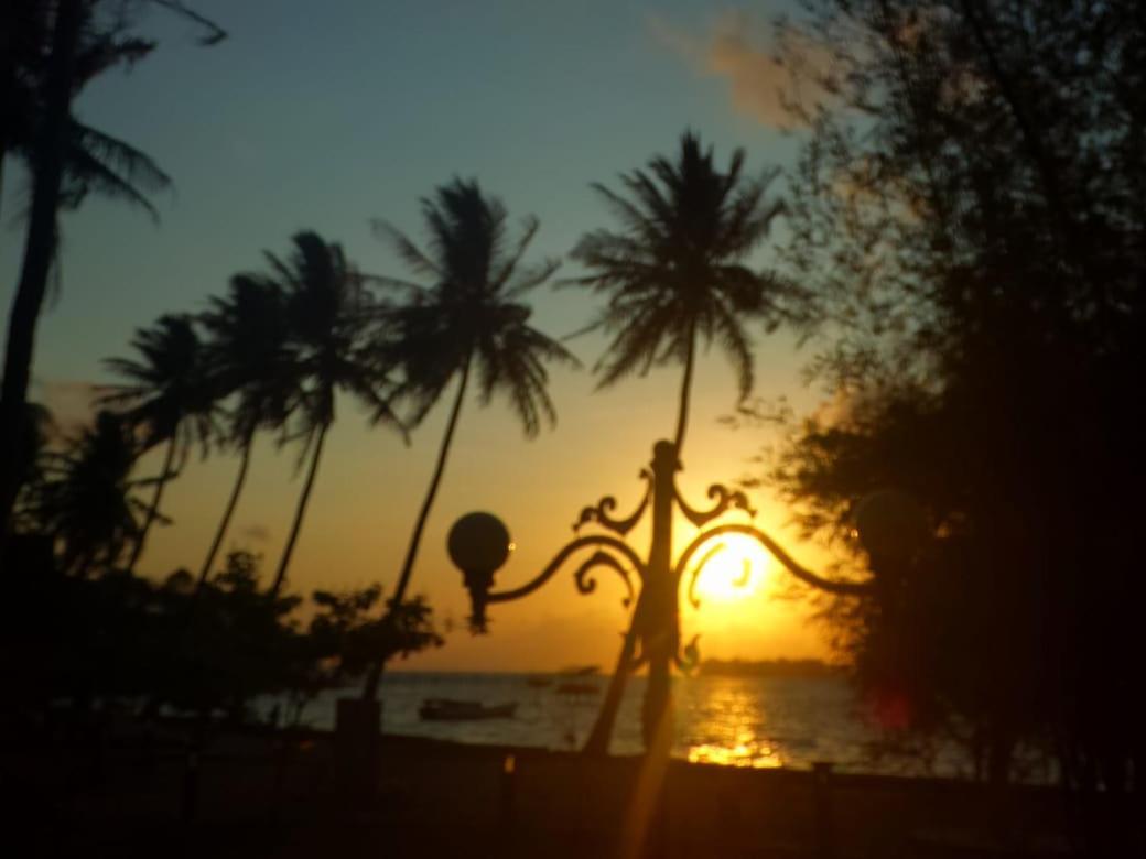Ary'S Lagoon Bungalow & Hotel Karimunjawa Ngoại thất bức ảnh