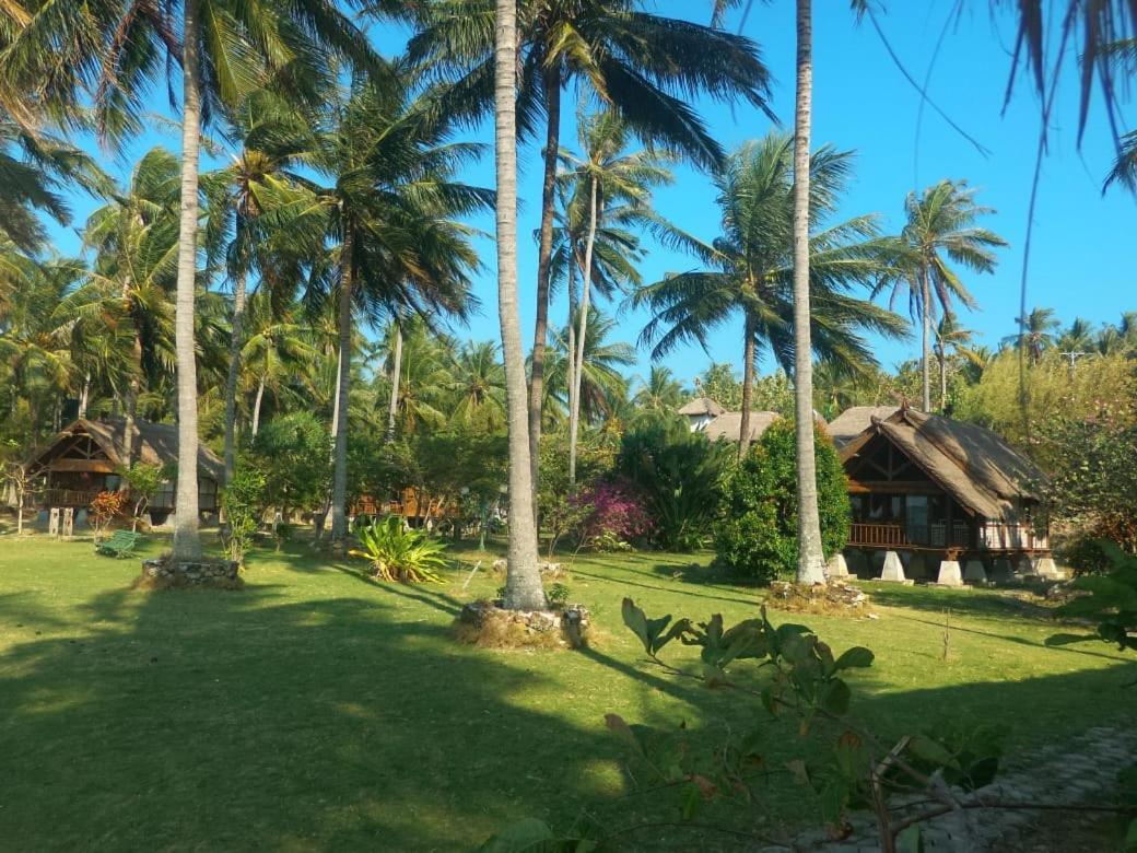 Ary'S Lagoon Bungalow & Hotel Karimunjawa Ngoại thất bức ảnh